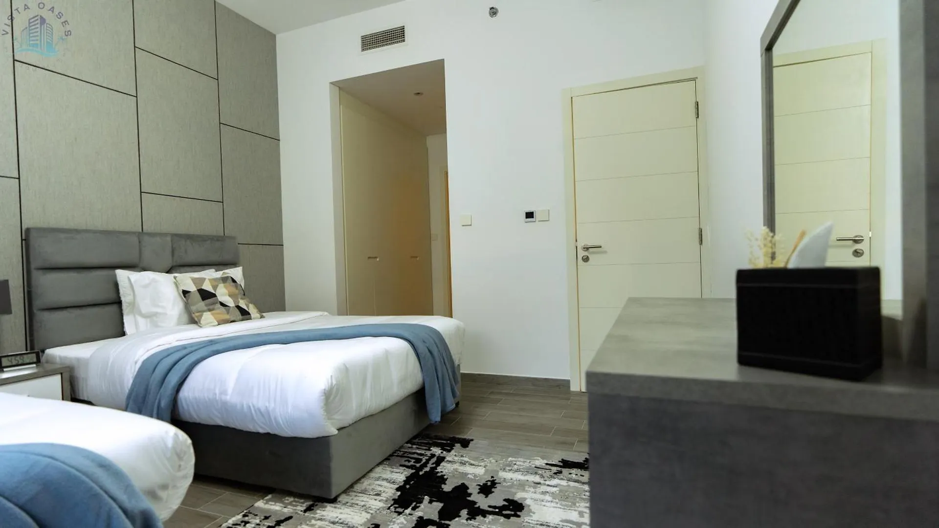 Exquisite 2Br With Pool View Apartment Dubai