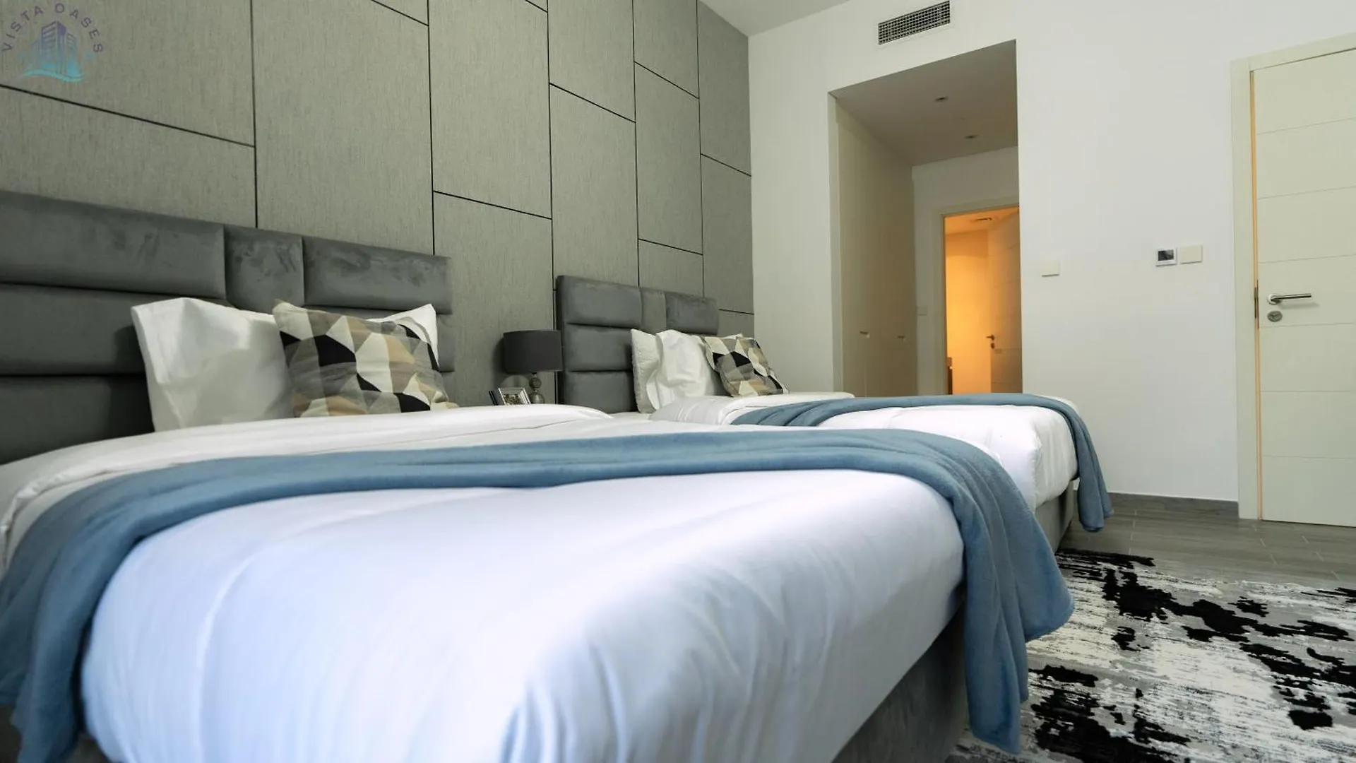 Exquisite 2Br With Pool View Apartment Dubai