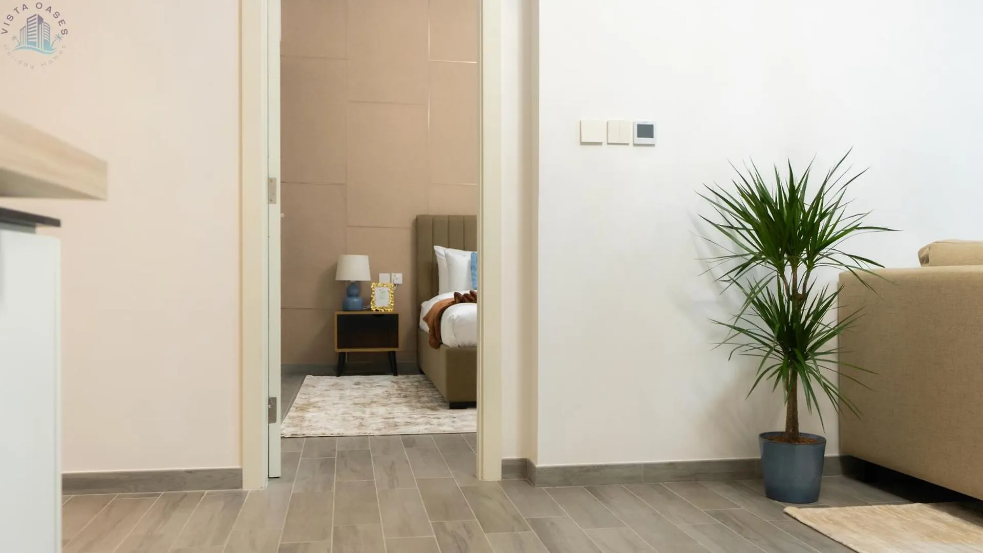 Exquisite 2Br With Pool View Apartment Dubai