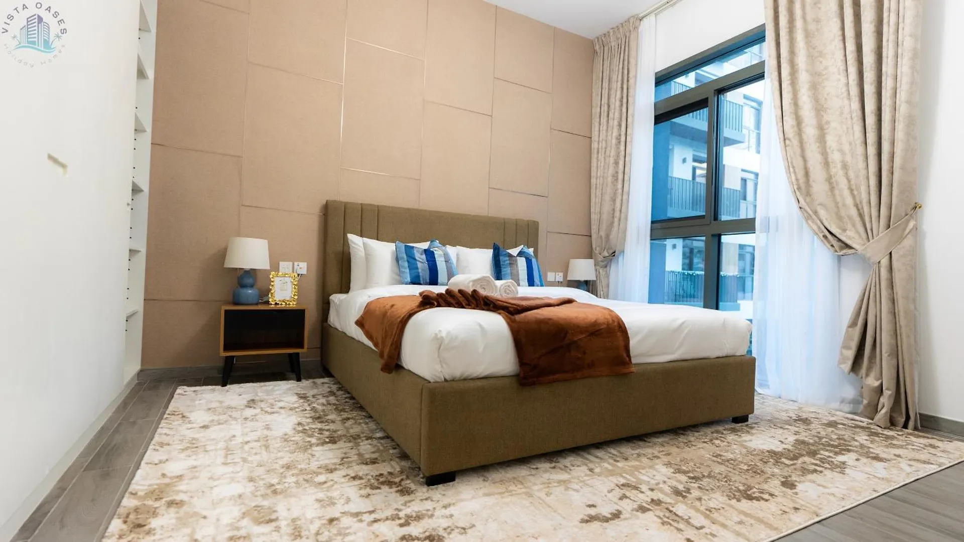 Exquisite 2Br With Pool View Apartment Dubai United Arab Emirates