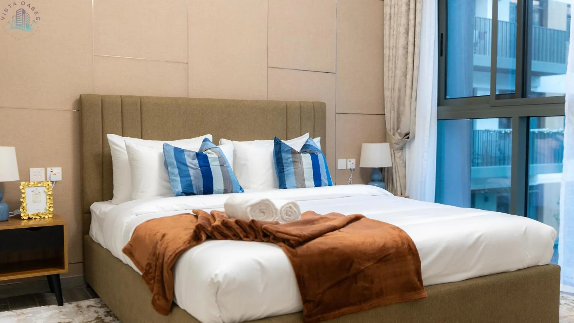 Exquisite 2Br With Pool View Apartment Dubai United Arab Emirates