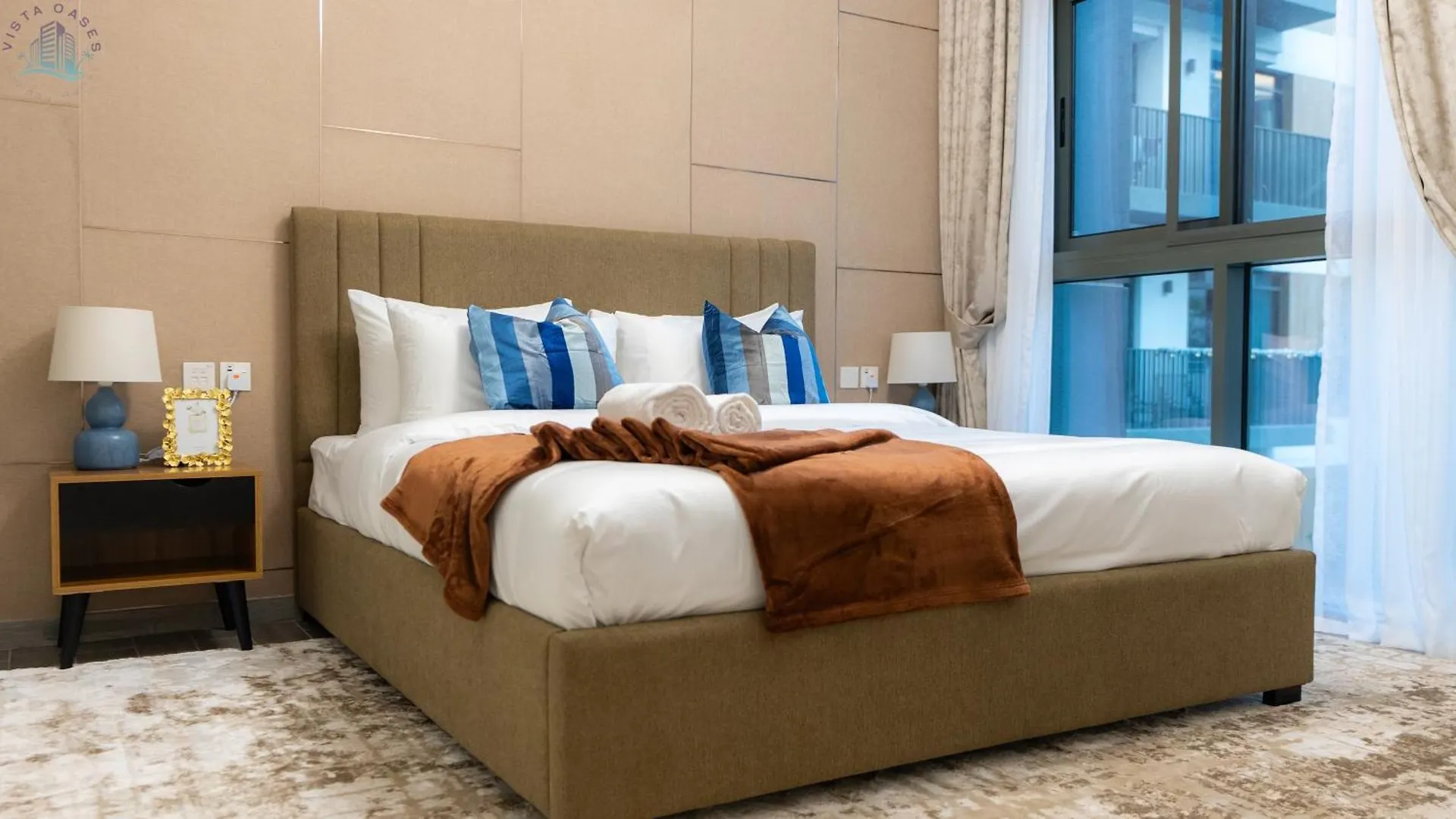 Exquisite 2Br With Pool View Apartment Dubai